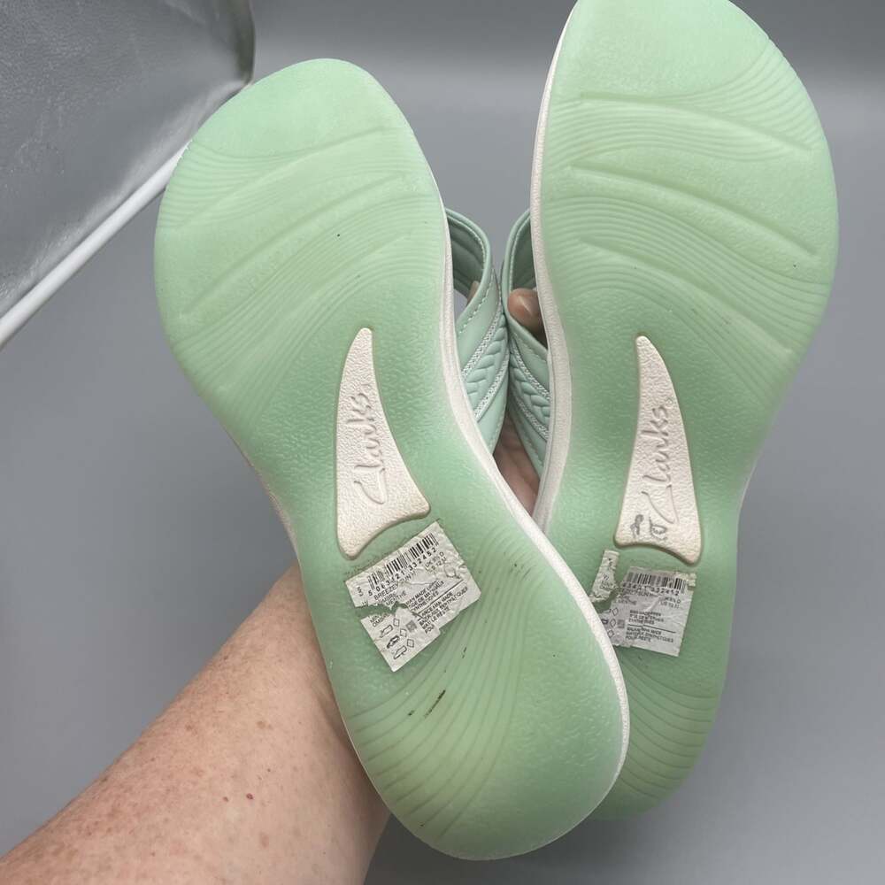 Clarks Women's Cloudsteppers Mint Breeze Sun Sz 12 Cushion soft Adjustable Strap - Picture 5 of 10